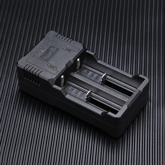 Cargador USB seguro y seguro SUPERFIRE AC26