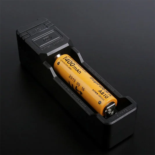 Cargador USB seguro y seguro SUPERFIRE AC16